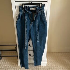 Abercrombie & Fitch Paperbag Mom Jeans